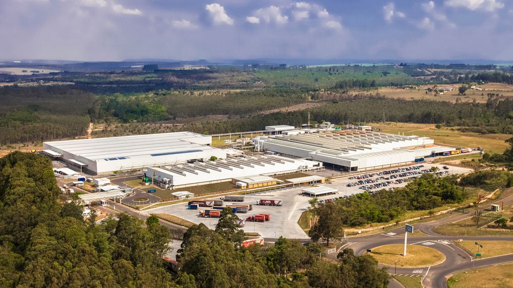 Volkswagen decide suspender produção no Brasil