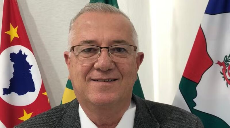 Vereadores de Cachoeira Paulista aprovam cassação do prefeito Antônio Carlos, o “Mineiro”