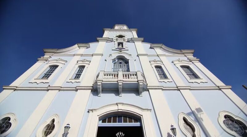 Censo 2022: Católicos continuam em maioria no Vale do Paraíba, mas crescimento de evangélicos é destacado