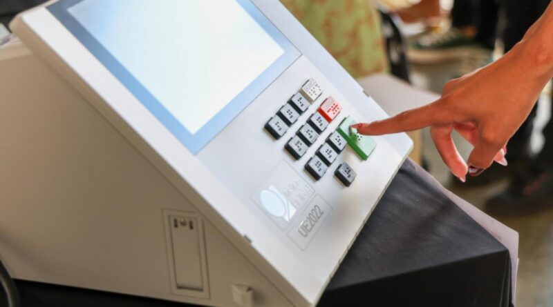 Maioria dos candidatos da RMVale nas eleições de 2026 é homem, branco e tem ensino superior