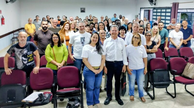 Basílica de Cruzeiro recebe formação para Ministros da Sagrada Comunhão